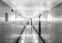 Study Finds High Risk for Suicide Following Psychiatric Hospitalization
