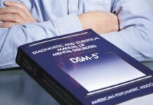 Professionals Push Back on Psychiatric Diagnostic Manual, Propose Alternatives