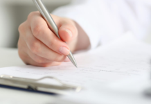 Doctors From Lower-Tier Medical Schools Prescribe More Opioids