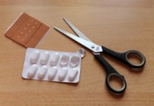 Review Documents Severe Withdrawal Effects of Psychiatric Drugs