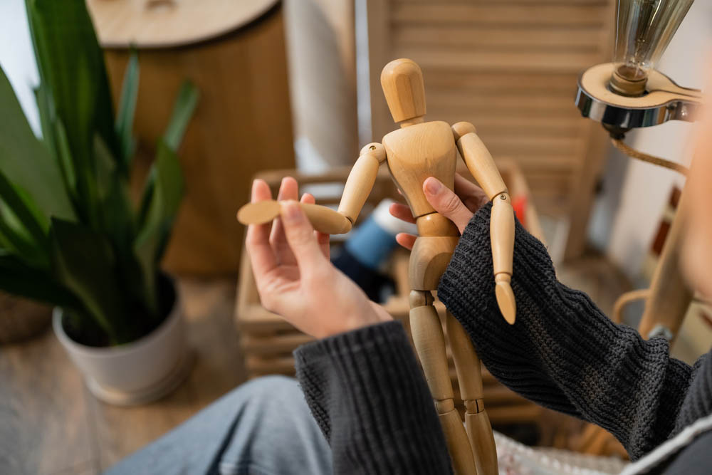 Photo of an artist's mannequin
