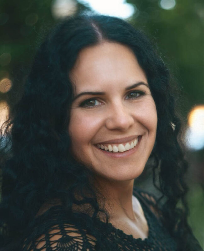 Dina Tyler